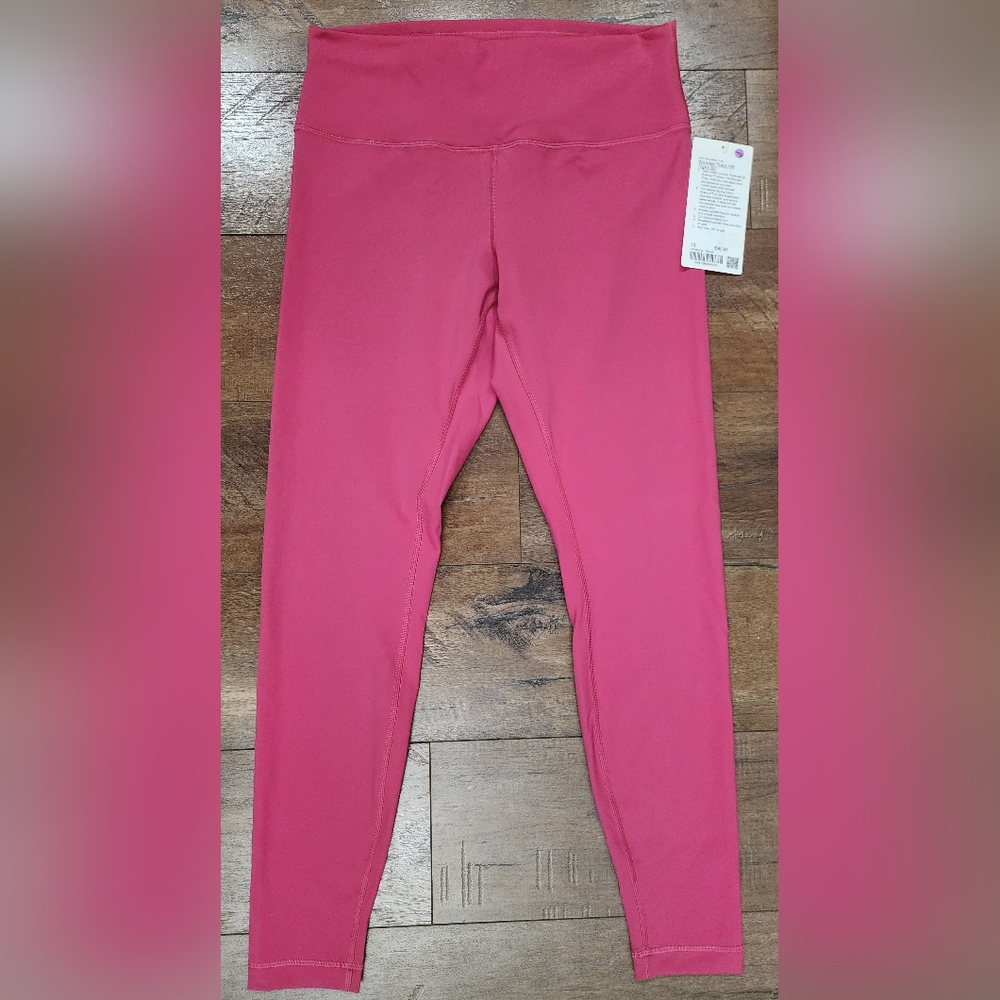 NWT Lululemon Wunder Train HR Tight 28", Size 12